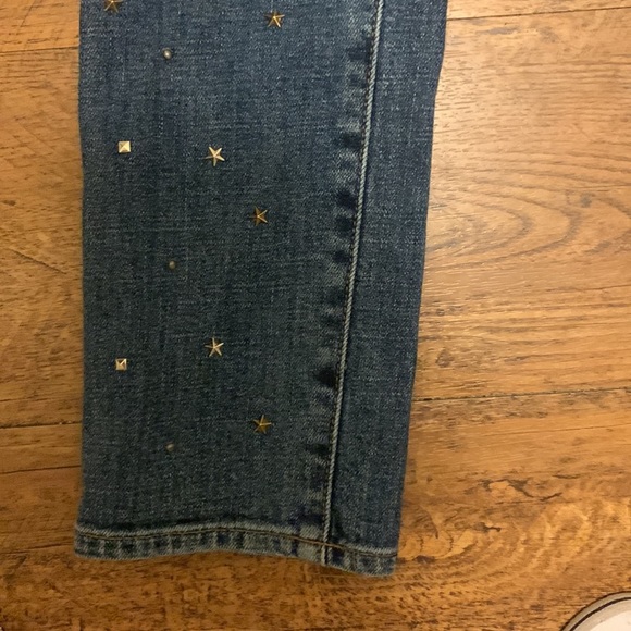 NWT Gap Women’s Best Girlfriend Jeans with Stars and Jewel Detail - Picture 4 of 6